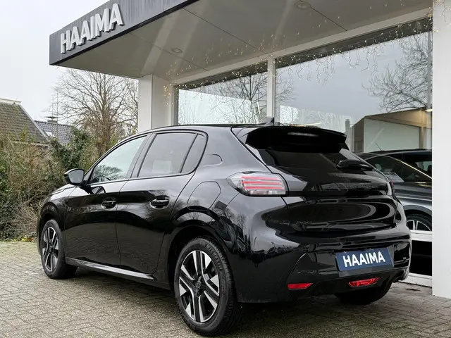 Peugeot 208 1.2 PureTech 100 Allure 2024 Benzine 7