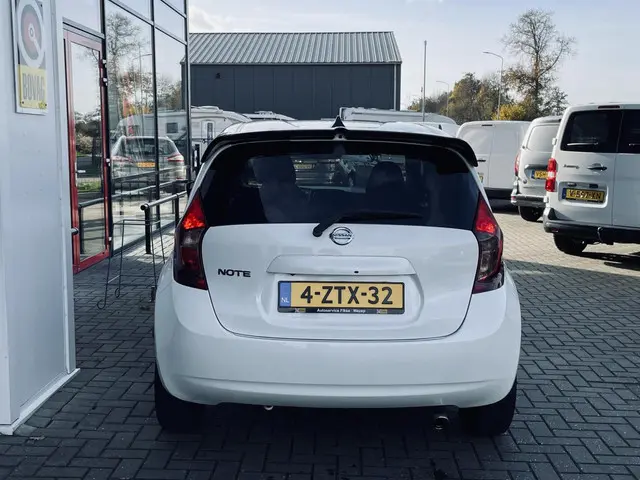 Nissan Note 1.2 Connect Edition 2015 Benzine 6