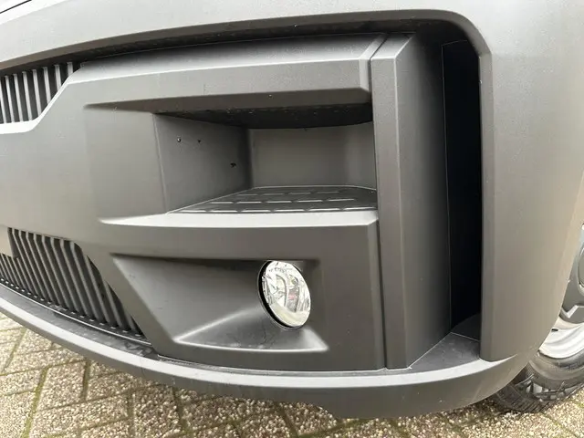 Renault Master T35 2.0 dCi 130 L2H2 Advance 2024 Diesel 21