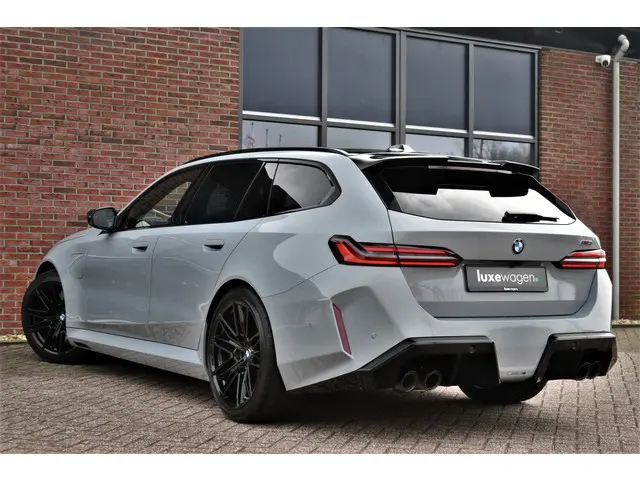 BMW M5 Touring 2025 Hybride Benzine 20