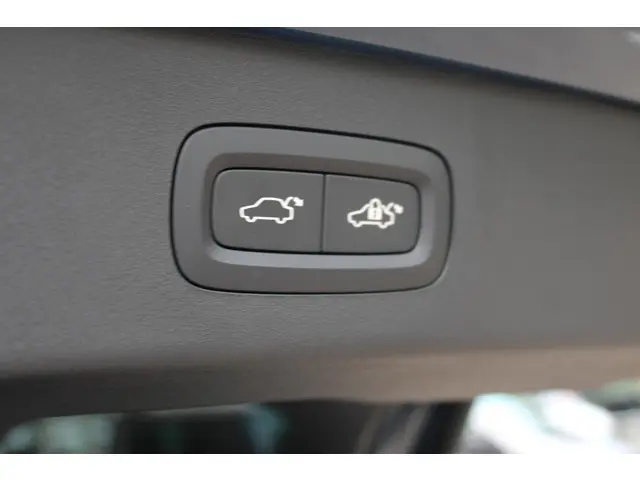 Lynk & Co 01 1.5 2025 Hybride Benzine 14