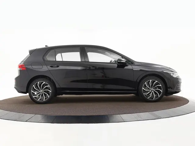 Volkswagen Golf 1.5 TSI 130pk Life 2020 Benzine 21