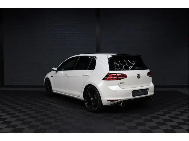 Volkswagen Golf 2.0 TSI GTI | 2013 Benzine 9
