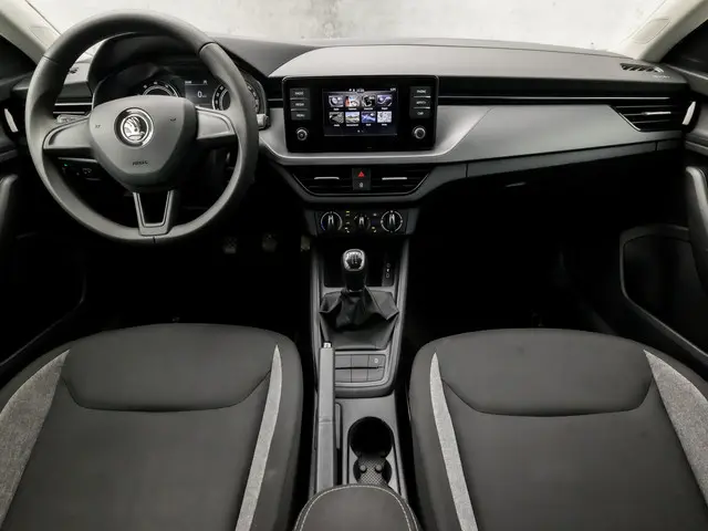Škoda Scala 1.0 TSI Active Sport 2020 Benzine 6