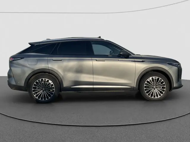 Omoda 9 SHS 1.5T-GDi SHS-P Premium 2026 Hybride Benzine 5