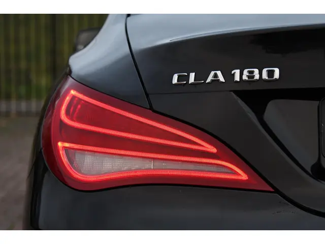 Mercedes-Benz CLA 180 Urban Navi|Cruise|PDC 2014 Benzine 11