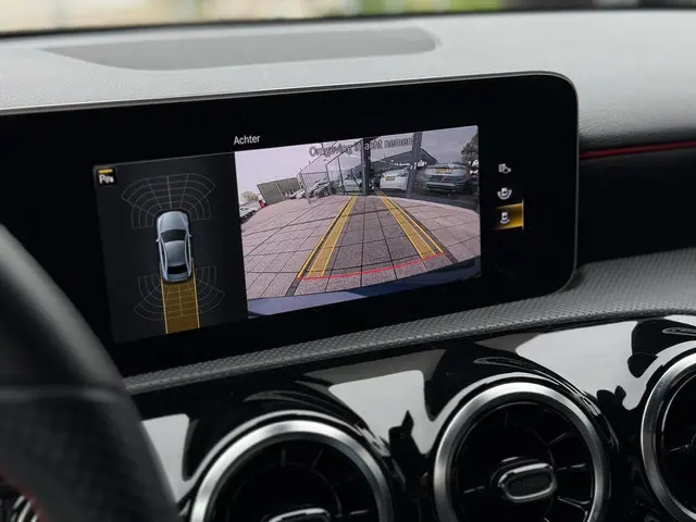 Mercedes-Benz A-Klasse 200 Aut. AMG Sport 2020 Benzine