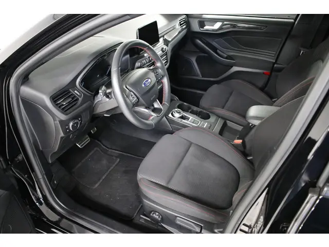 Ford Focus 1.5 ST-Line 182 PK Automaat! 2019 Benzine 12