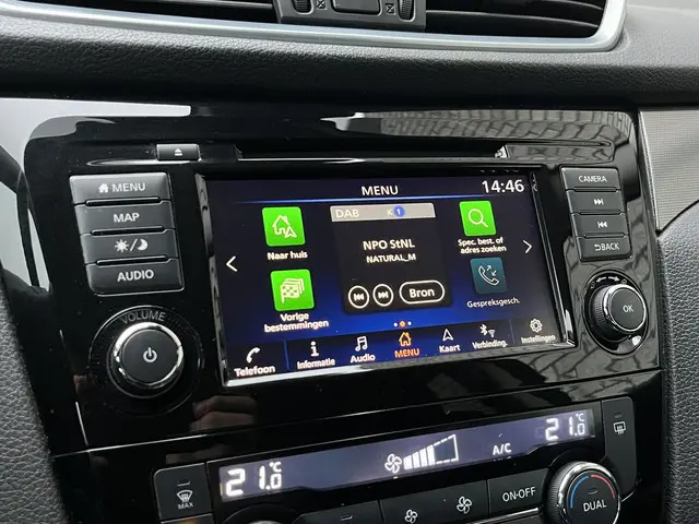 Nissan QASHQAI 1.3 DIG-T Premium Edition 2021 Benzine 32