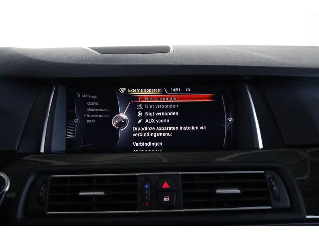 BMW 5 Serie Touring 520i Luxury Edition 2016 Benzine 31