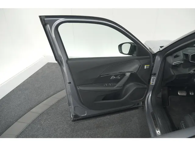 Peugeot 2008 PureTech 130 EAT8 GT 2024 Benzine 71