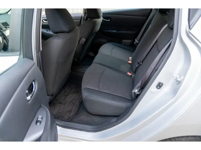 Nissan Leaf Visia 24 kWh 2015 Elektrisch 15