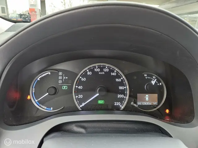 Lexus CT 200h HYBRID 2016 Hybride Benzine 18