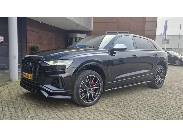 Audi SQ8 4.0 TFSI SQ8 quattro 2022 Benzine 23