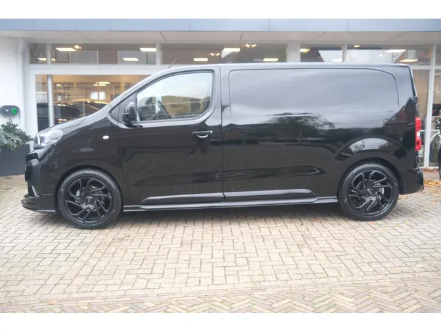 Citroën Jumpy M L2 2.0 BlueHDi 2024 Diesel 4