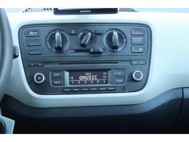 SEAT Mii 1.0 Style AIRCO_NAVI_LMV_DOH_NAP. 2013 Benzine 14