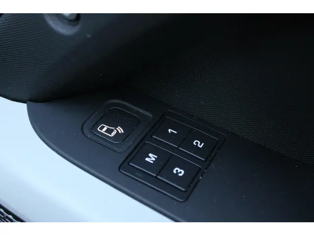 Land Rover Defender HSE 2.0 D240 110 | Mat PPF 2020 Diesel 30