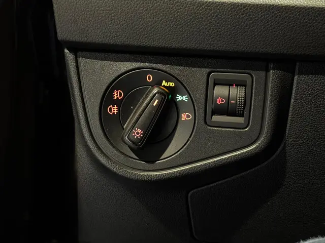 Volkswagen Polo 1.0 TSI Life Business 2019 Benzine 26