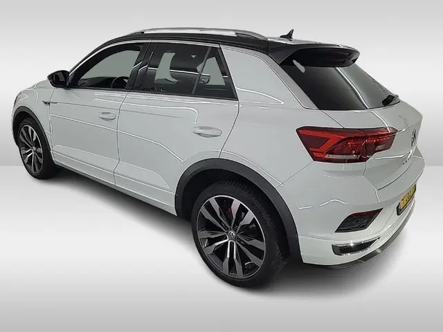 Volkswagen T-Roc 1.5 TSI Sport 150PK R-LINE 2020 Benzine 4