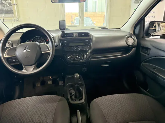 Mitsubishi Space Star 1.0 Cool+ 2020 Benzine 11