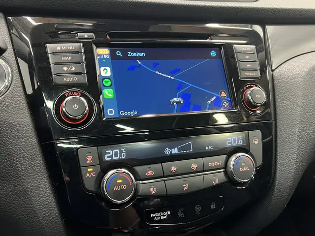 Nissan QASHQAI 1.3 DIG-T N-Connecta 2019 Benzine 25