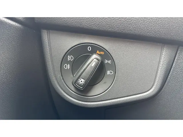 Volkswagen Polo 1.0 TSI R-Line Edition 2026 Benzine 37