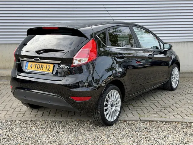 Ford Fiesta 1.0 EcoBoost Titanium 2014 Benzine 6