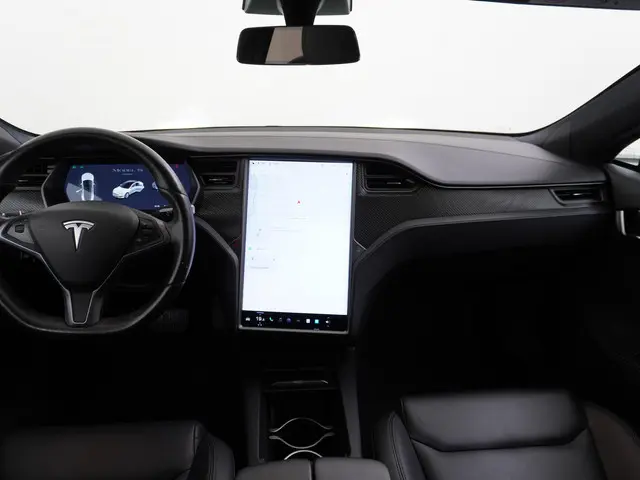 Tesla Model S Long Range RAVEN 2020 Elektrisch 23