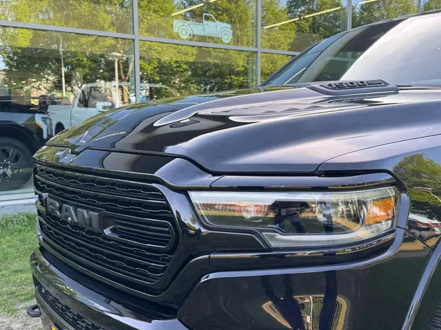RAM 1500 5.7 Limited Night NL-AUTO 2023 LPG/Gas 6