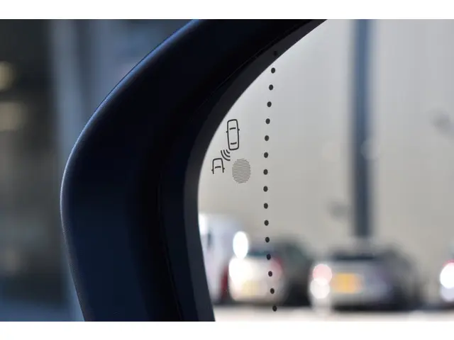 Renault Captur esprit Alpine 2026 Hybride Benzine 18