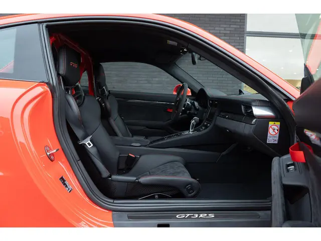 Porsche 911 4.0 GT3 RS | PCCB | Neuslift 2015 Benzine 25