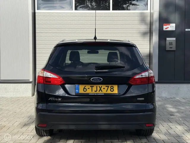 Ford Focus Wagon 1.0 EcoBoost Edition Plus 2014 Benzine 4