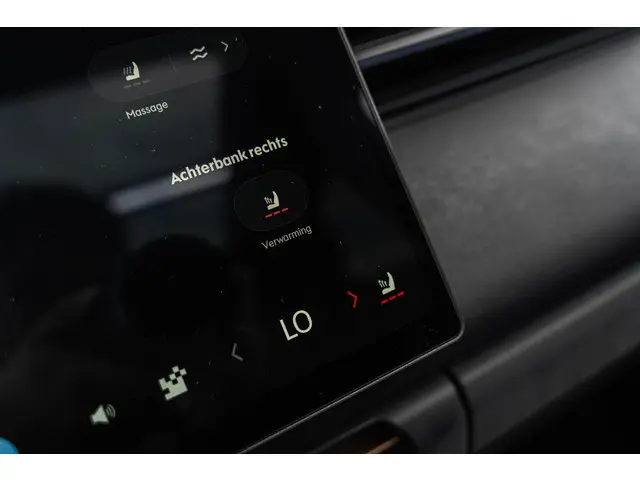 Lynk & Co 08 1.5 More 2025 Hybride Benzine 53