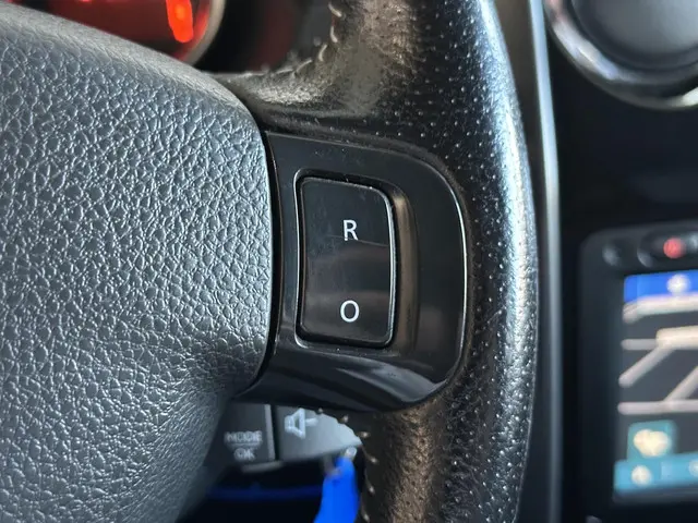 Dacia Duster 1.2 TCe 4x2 Blackshadow 2017 Benzine 23