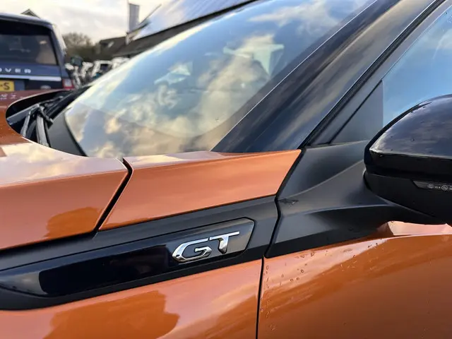 Peugeot 2008 1.2 Turbo 130 PK GT Pack 2021 Benzine 42