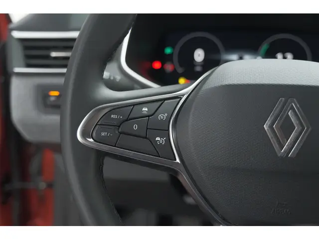 Renault Clio 1.0 TCe 90 GPF techno 2025 Benzine 37