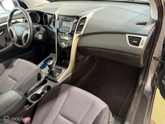 Hyundai i30 1.4 Clima/Cruise/Apk 2012 Benzine 13