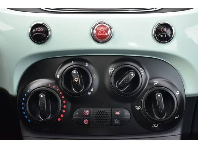 Fiat 500 0.9 TwinAir Turbo Lounge 2017 Benzine 10