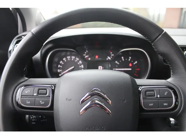 Citroën C3 Aircross 1.2 PureTech Shine 2021 Benzine 18