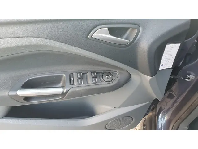 Ford C-MAX 1.6 EcoBoost Titanium 2012 Benzine 21