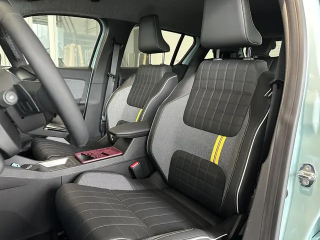 Renault 4 comfort range iconic 52 kWh 2026 Elektrisch 7