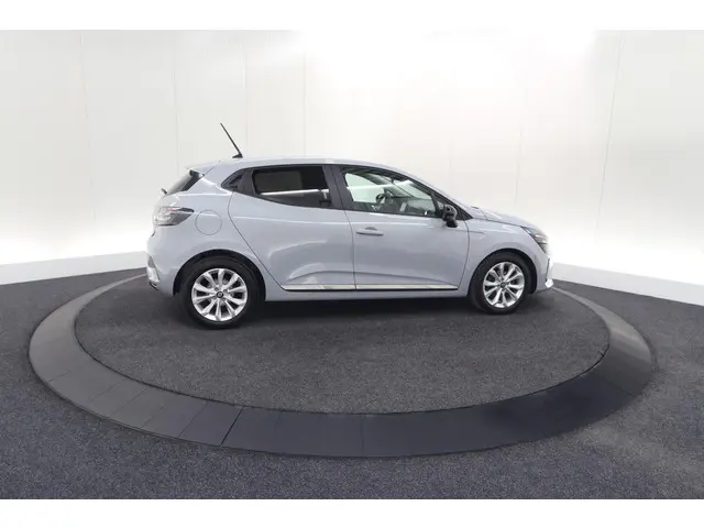 Renault Clio TCe 90 Evolution 2024 Benzine 9