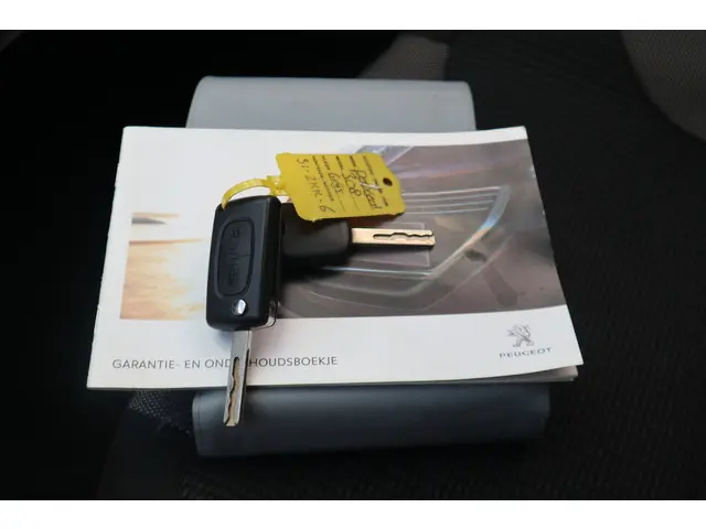 Peugeot 308 1.6 THP Sportium 2013 Benzine 6