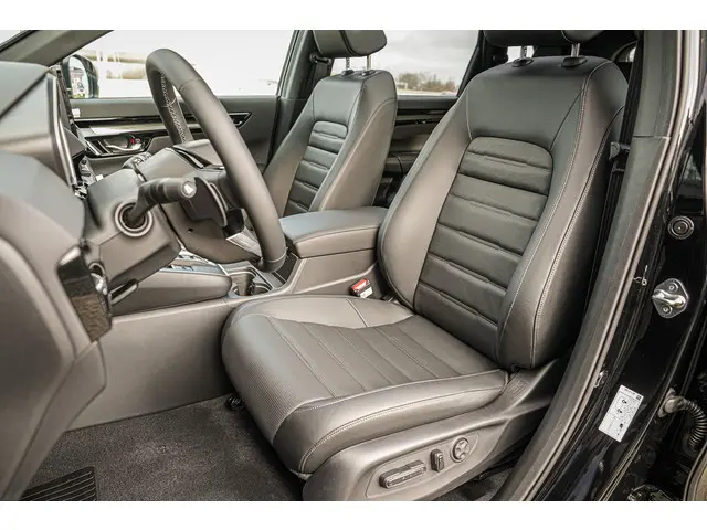 Honda CR-V 2.0 e:PHEV ADVANCE TECH 2025 Hybride Benzine 57