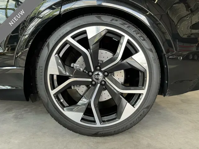 Audi RSQ8 4.0 TFSI RS Q8 quattro 2022 Benzine 13