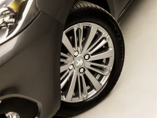 Peugeot 208 1.2 PureTech Sport 2018 Benzine 16