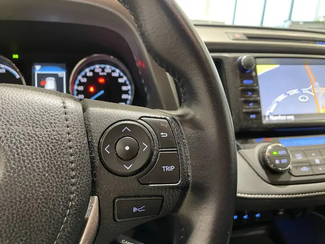 Toyota RAV4 2.5 Hybrid AWD Style 2017 Hybride Benzine 14