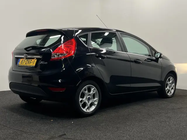 Ford Fiesta 1.25 Titanium 2013 Benzine 26