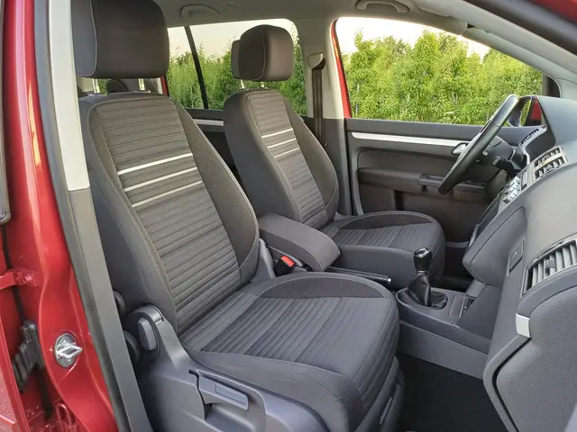 Volkswagen Touran 1.2 TSI Cup 7-Pers. 2015 Benzine 38
