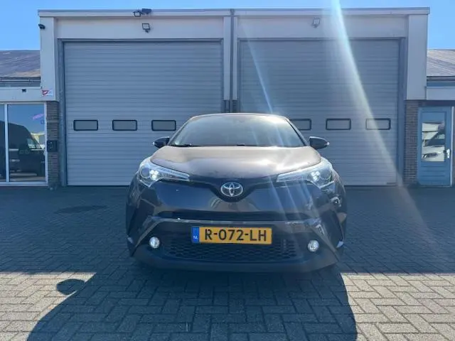 Toyota C-HR 1.8 Hybrid Dynamic 2018 Hybride Benzine 3
